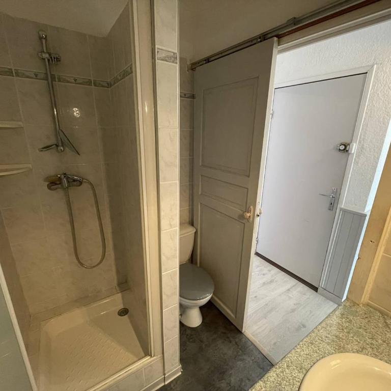T2 lumineux 4 pers, parking sécurisé, proche port et plage - St-Cyprien - FR-1-106-30 - Apartment - 16