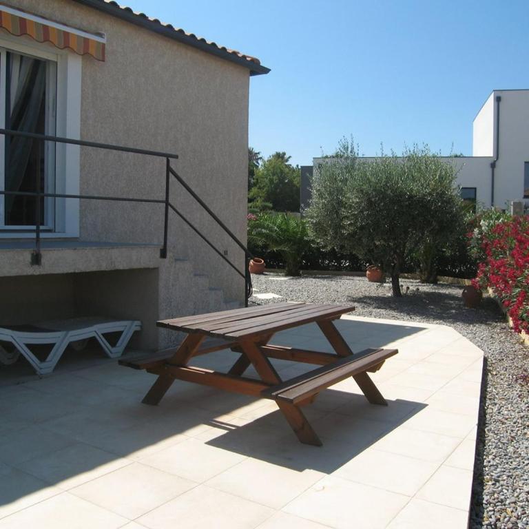 Charmante villa F4 avec jardin, terrasse et garage – St Cyprien Village, proche commerces et plage - FR-1-106-40 - Villa - 22