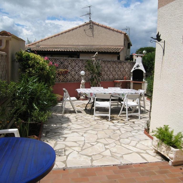 Jolie Villa T3 Mezzanine avec Véranda à Saint-Cyprien, 6 Couchages, 900m de la Plage, Parking Privé - FR-1-106-57 - Villa - 12