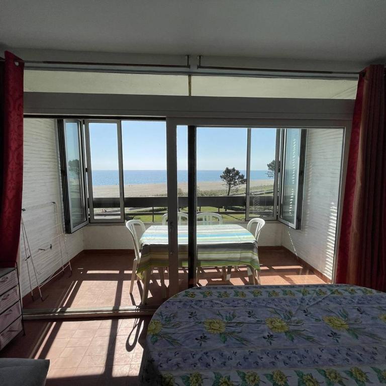 Appartement T2 avec 6 couchages, animaux admis, parking, wifi - FR-1-106-75 - Apartment - 17