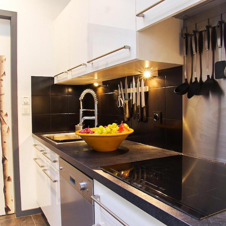 444 Tourny - Localisation exceptionnelle 2 chambres avec ascenseur et Parking - Appartement en Duplex - 26