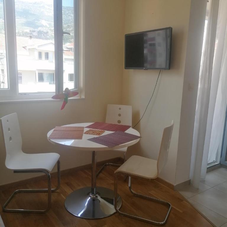 Nataliia Twister Apartment - Apartman sa Pogledom na Planinu - 9