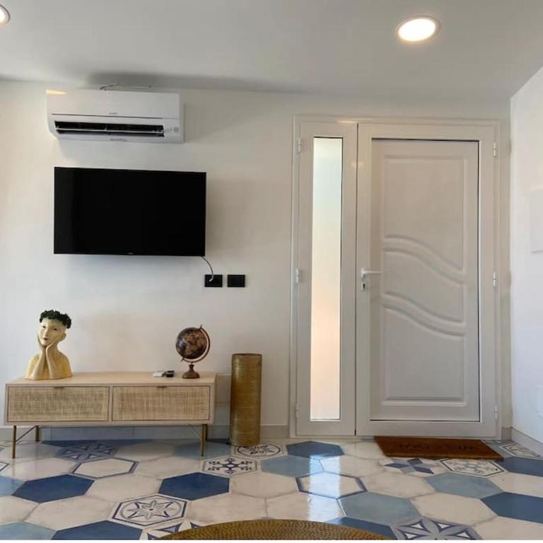SUITE APARTMENTS BRANCO - Infinity Pool & Sea View - Apartment with Sea View - 5