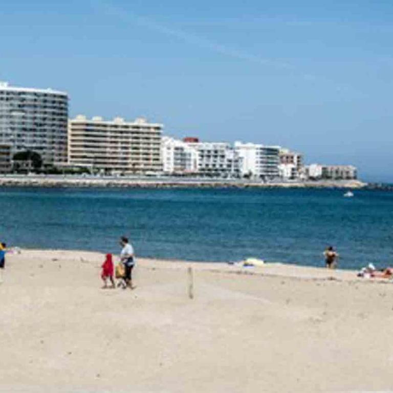 PRIMERISIMA LINEA DE MAR. HUTG 038644-53 - Apartamento de 2 dormitorios - 35