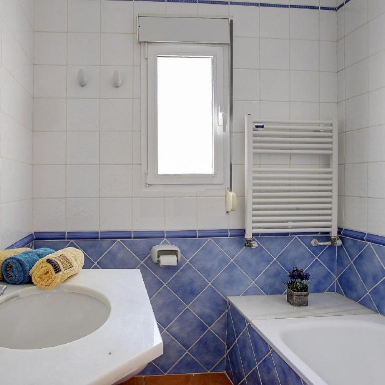 Amanda: 4 bedroom villa with stunning views - Villa - 2