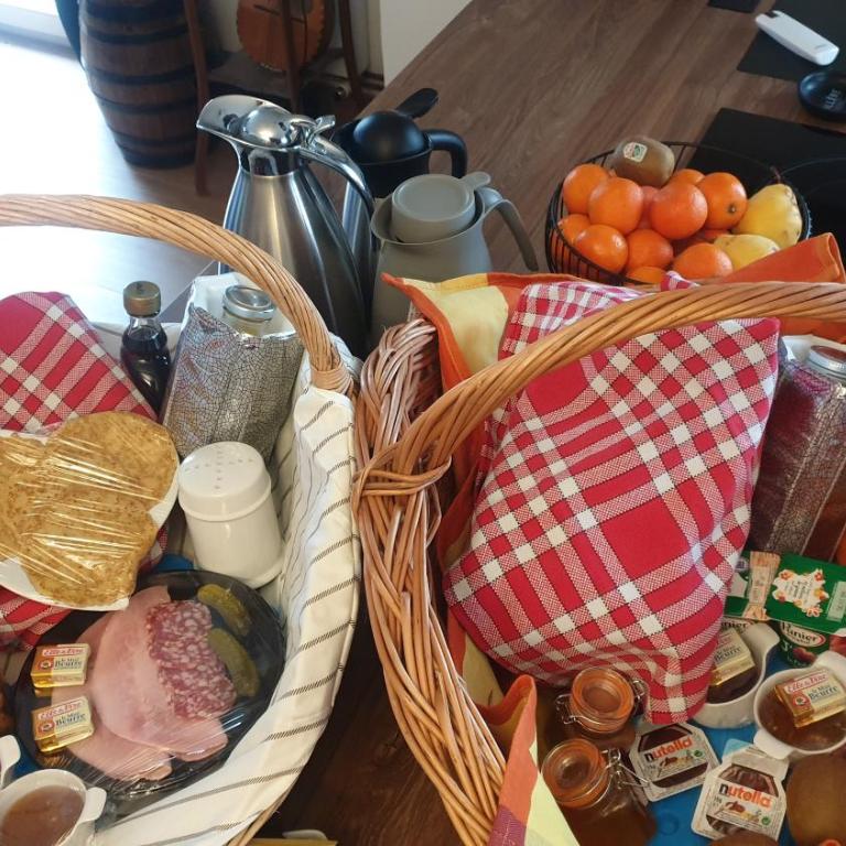 AU NID COSY D'ISA A GERARDMER VOSGES - Spas privatifs - Chambre Double avec Terrasse et Jacuzzi Privé - 21