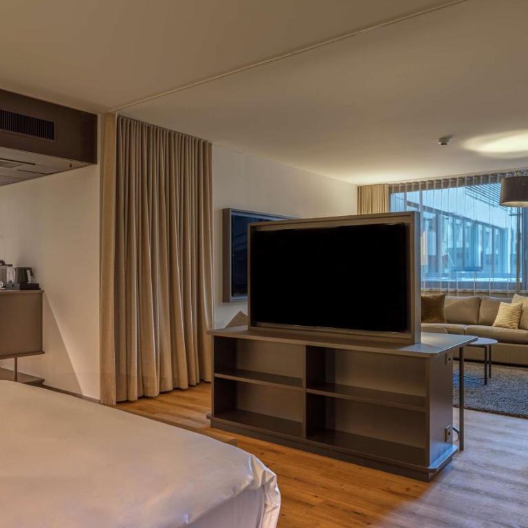 Radisson Blu Hotel, Lucerne - Junior Suite - 1