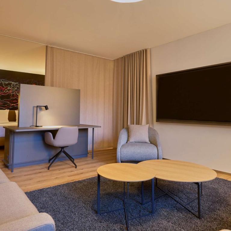 Radisson Blu Hotel, Lucerne - Junior Suite - 5