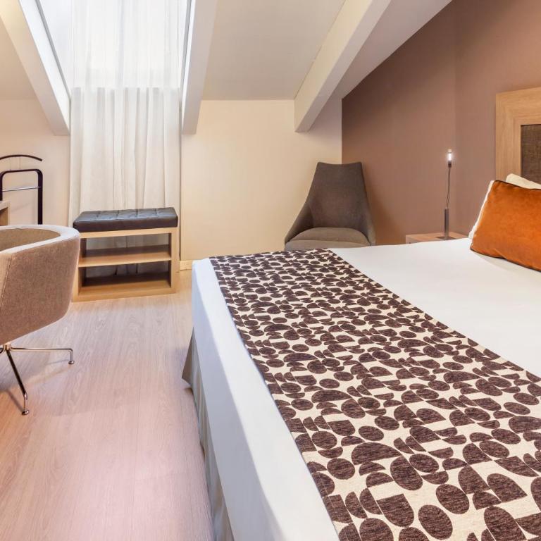 Catalonia Plaza Mayor - Suite - 4
