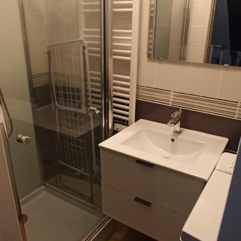 Tout confort et proximité. - One-Bedroom Apartment - 6