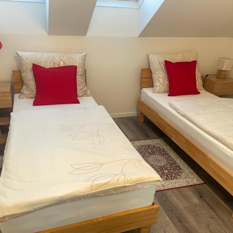 Sorinas Home - Comfortable Apartment near Graz - Free Parking - Apartment mit 2 Schlafzimmern mit Balkon und Terrasse - 7