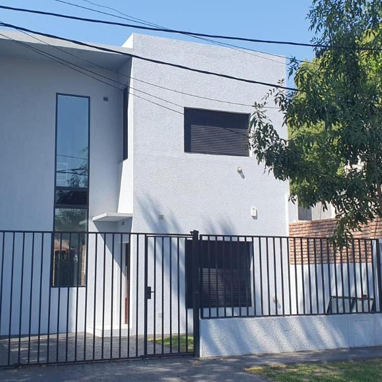 Casa en La Florida a metros río - Casa de 3 dormitorios - 2