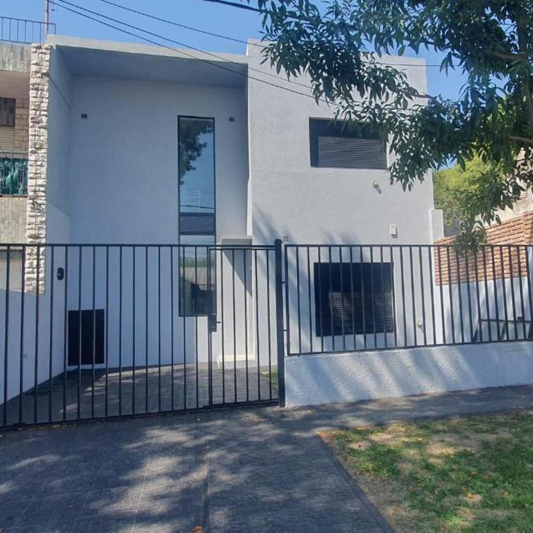 Casa en La Florida a metros río - Casa de 3 dormitorios - 1
