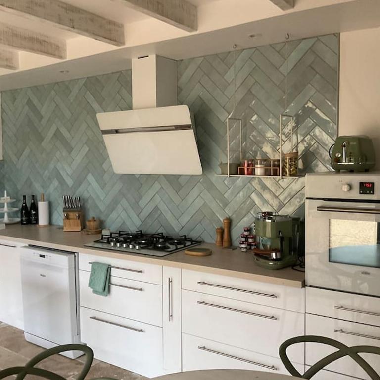Mas des jours heureux aigues mortes - Three-Bedroom House - 9