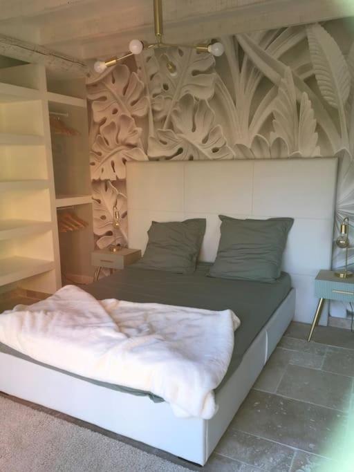 Mas des jours heureux aigues mortes - Three-Bedroom House - 10
