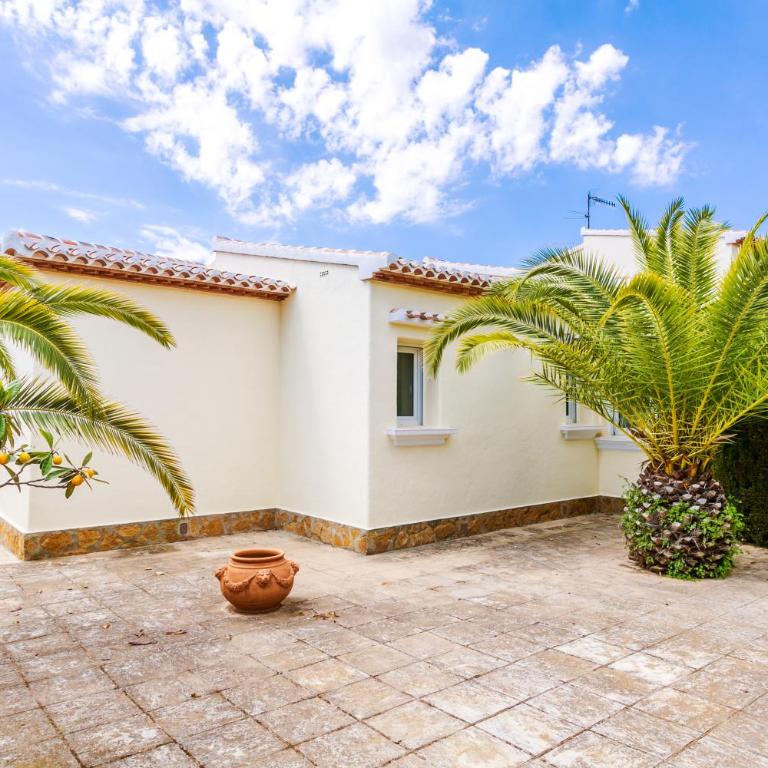 Casa Juana is a modern, luxury, exclusive, 6 bedroom villa. - Casa de 6 dormitorios - 79