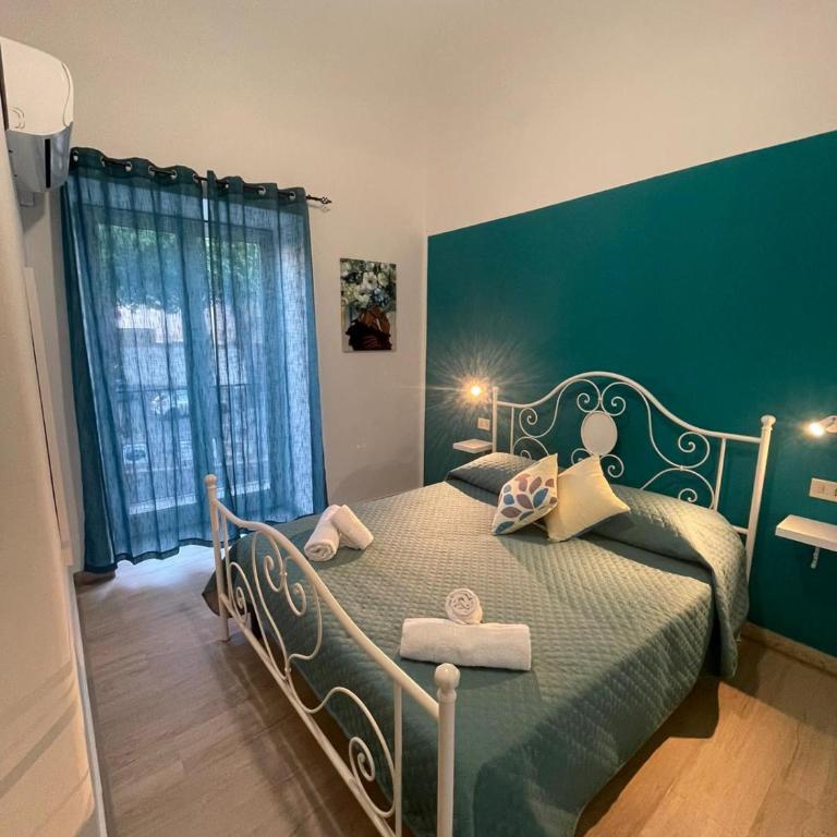 Maqueda Rooms - Double Room with Private Bathroom - 3