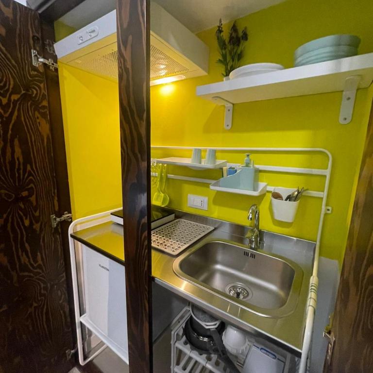 Maqueda Rooms - Double Room with Private Bathroom - 10