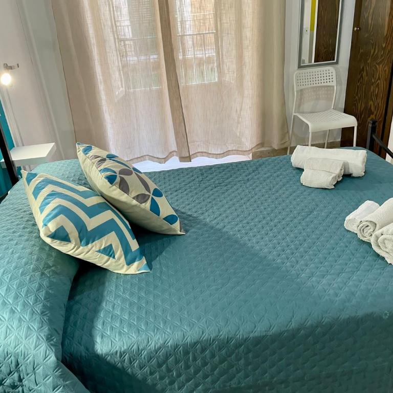 Maqueda Rooms - Double Room with Private Bathroom - 15