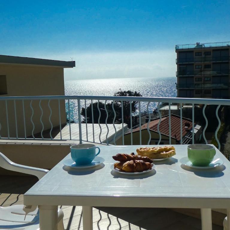 Silvia al mare - Appartamento con 2 Camere da Letto, Terrazza e Vista Mare - 21