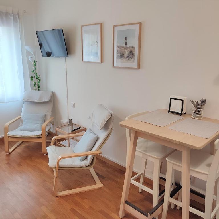LOFT MONTECERRAO H GARAJE Y WiFi GRATIS - Apartamento de 1 dormitorio - 4
