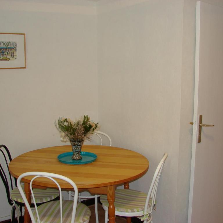 Good location flat - Appartement 1 Chambre - 10