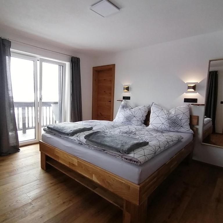 Apartment Sepp - Apartment mit 2 Schlafzimmern und Badezimmer - 1