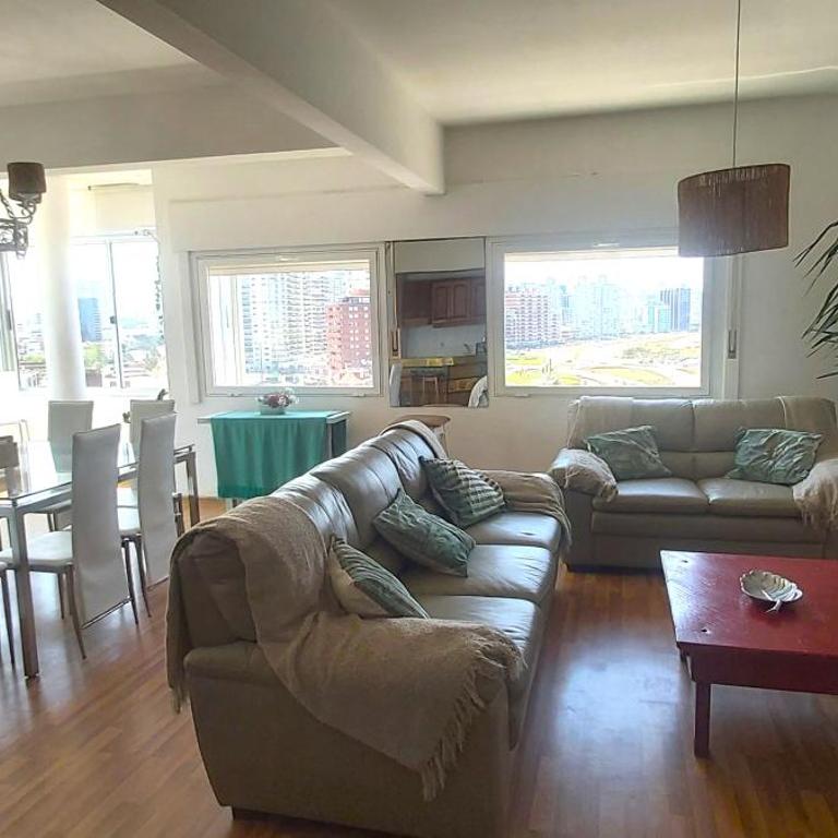 Imperdible vista y ubicacion en Punta del Este - Apartamento de 3 dormitorios - 5