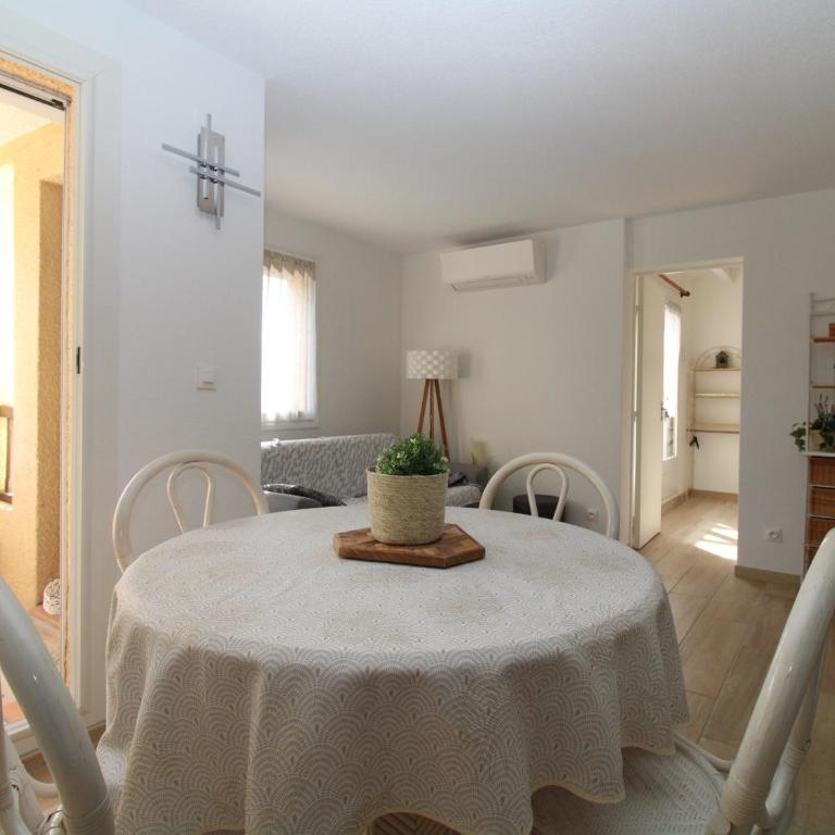 Saint Cyprien - T2 avec Balcon, Climatisation et Parking - FR-1-309-305 - Apartment - 6