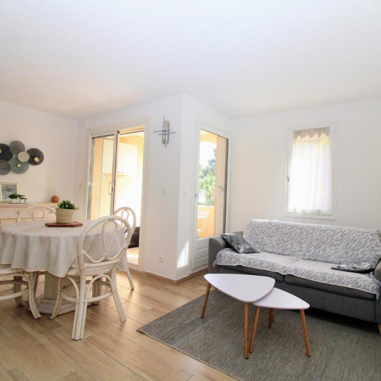 Saint Cyprien - T2 avec Balcon, Climatisation et Parking - FR-1-309-305 - Apartment - 8