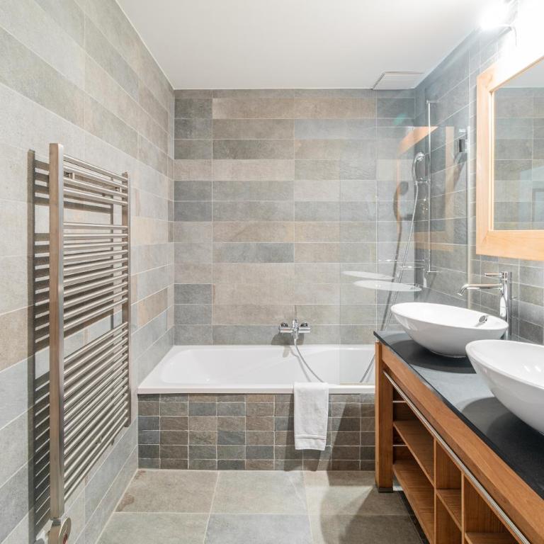 Haus Whymper by Zermatt Premium Apartments - One-Bedroom Apartment with Matterhorn View and terrace - 44