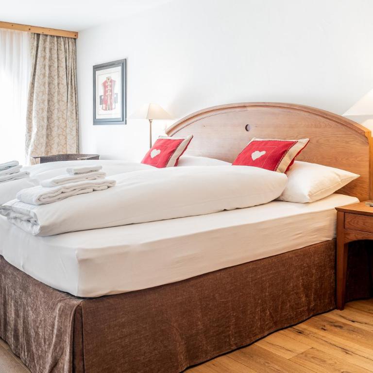 Haus Whymper by Zermatt Premium Apartments - One-Bedroom Apartment with Matterhorn View and terrace - 34