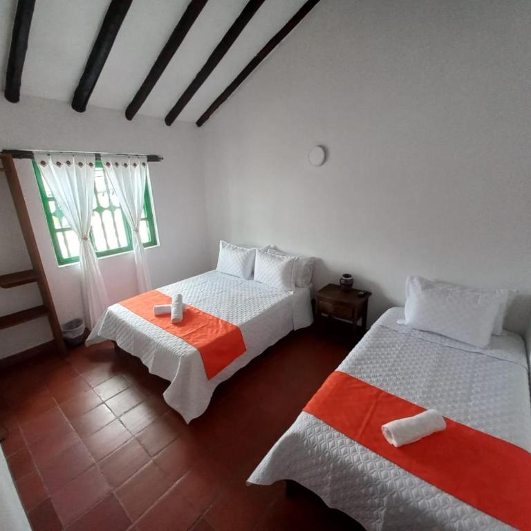 Oasis san José de la villa - Basic Triple Room with Shared Bathroom - 1