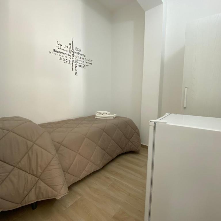 IN CENTRO ROOMS Vicino Cefalù SELF-CHEK-IN - Quadruple Room with Bathroom - 3
