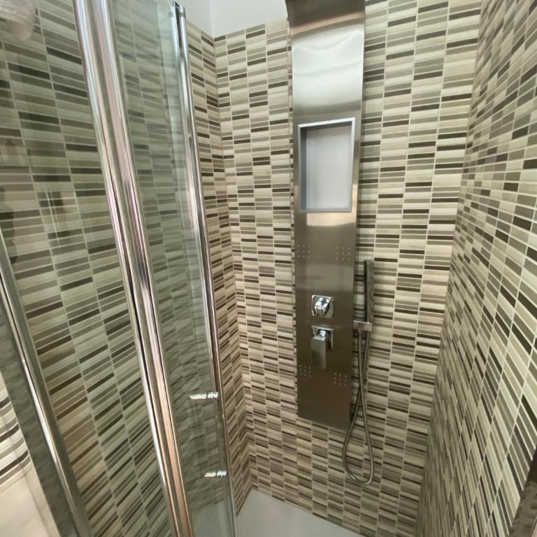 IN CENTRO ROOMS Vicino Cefalù SELF-CHEK-IN - Economy Double Room - 3