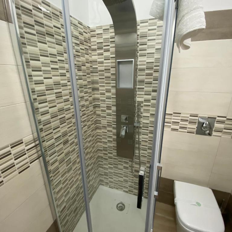 IN CENTRO ROOMS Vicino Cefalù SELF-CHEK-IN - Small Double Room - 3