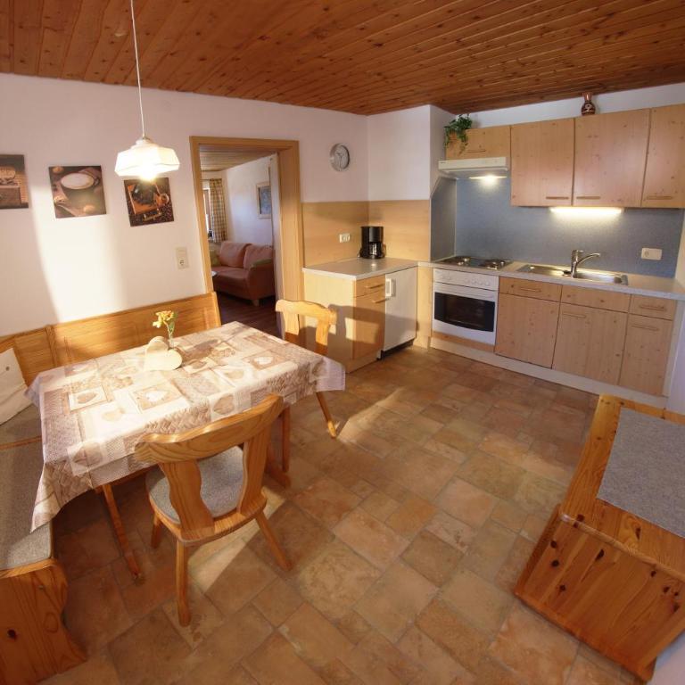 Gästehaus Wolf - Apartment mit 1 Schlafzimmer - 2