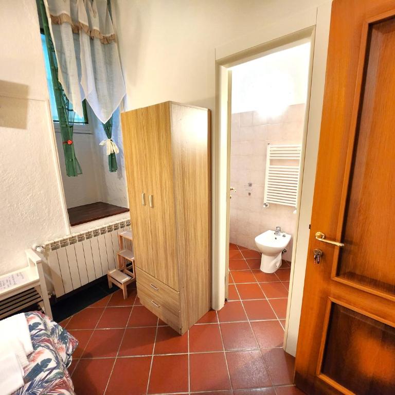 B&B Le Quattro Stagioni - Camera Matrimoniale con Bagno Privato - 4