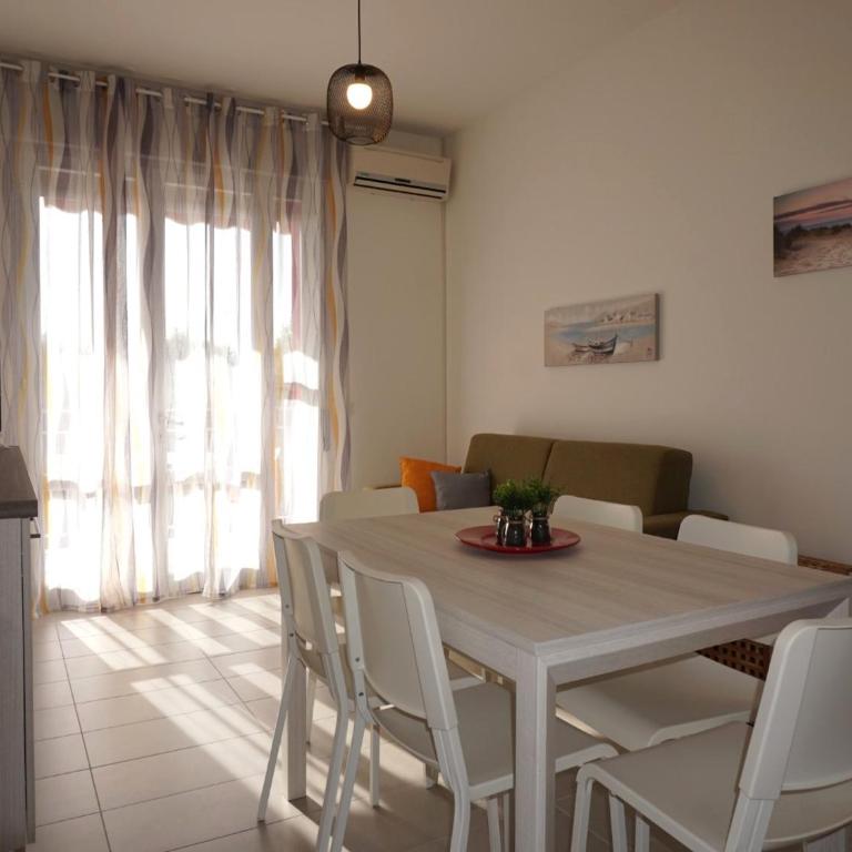 Lovely flat with balcony - Appartamento - 6