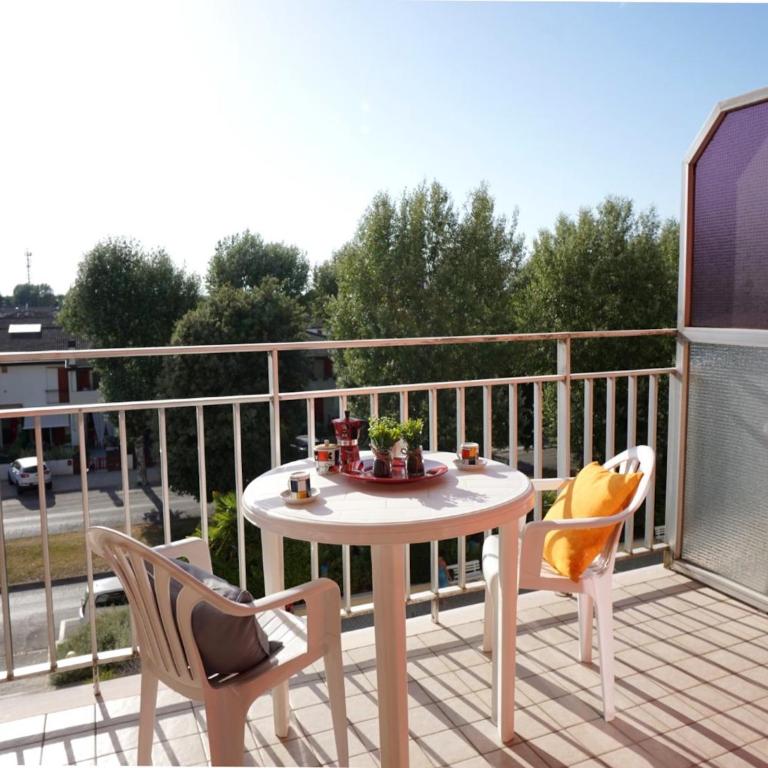 Lovely flat with balcony - Appartamento - 10