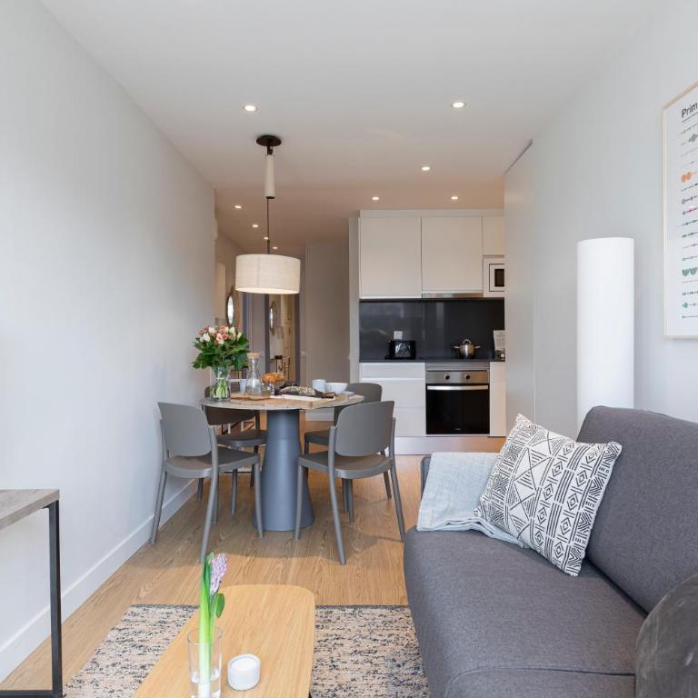 Aspasios Urquinaona Apartments - Two-Bedroom Apartment (2-4 Adults) - 20