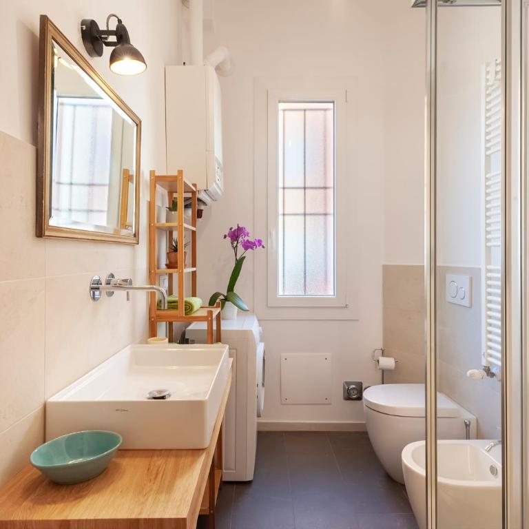 Iris Home - Two-Bedroom Apartment - 12