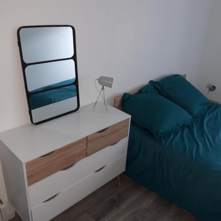 Le 67b Emplacement idéal coeur des Sables T2 *** 30 m2 - One-Bedroom Apartment - 7