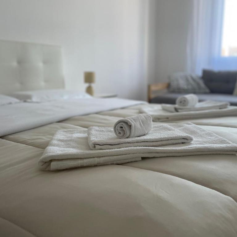 Cavour16 rent bedrooms - Camera Tripla Basic con Bagno in Comune - 5