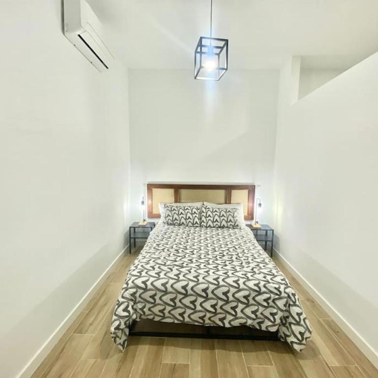 Puente Praga Aparment - Two-Bedroom Apartment - 10