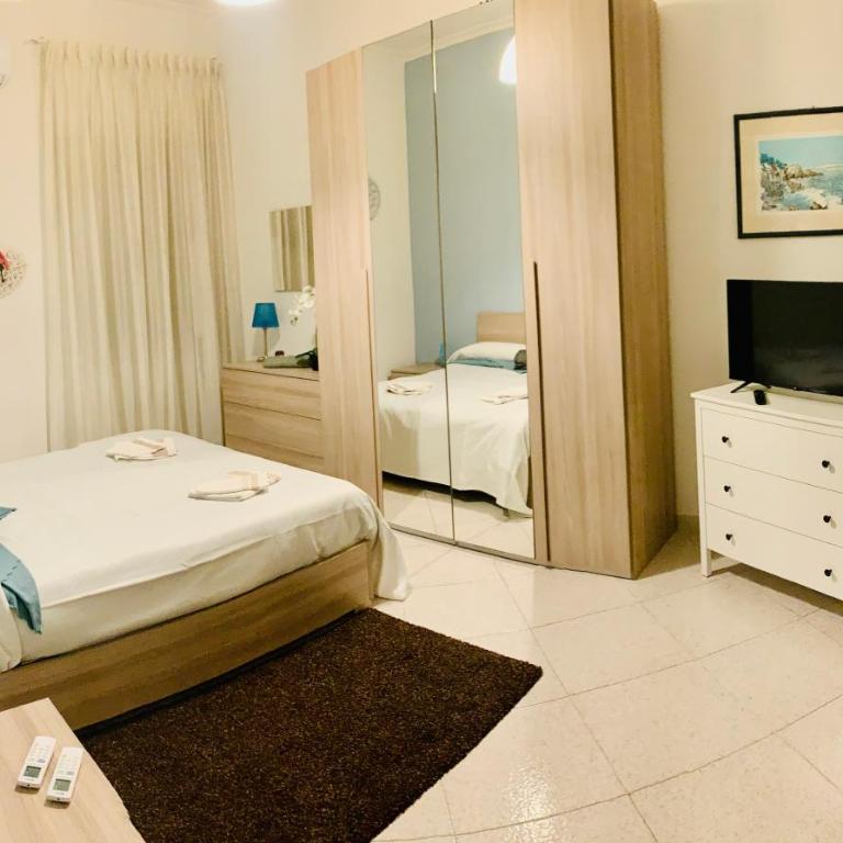 SalernoRoomStation - Appartamento con 2 Camere da Letto - 42