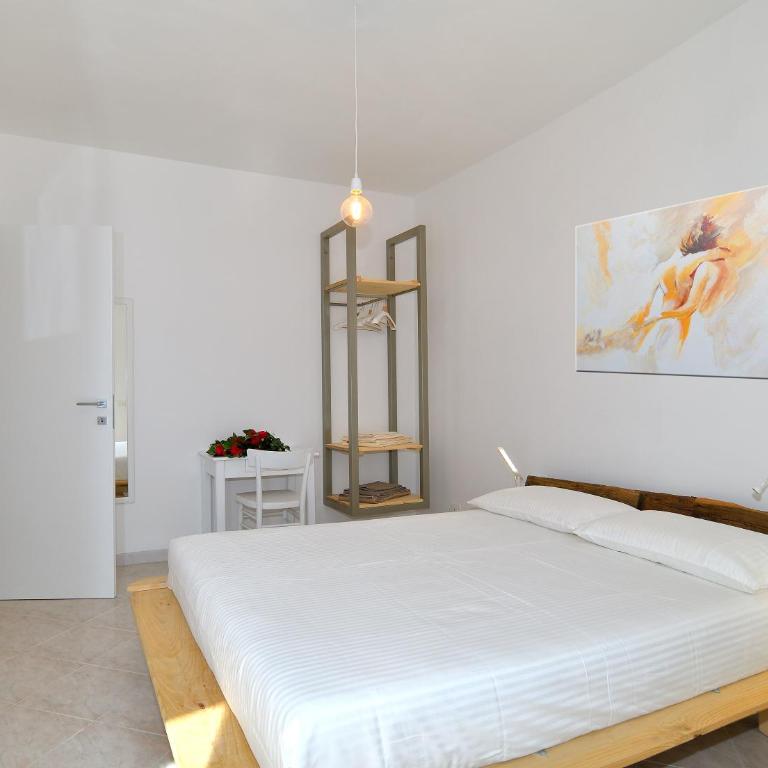 A Casa IDA - Two-Bedroom Apartment - 18