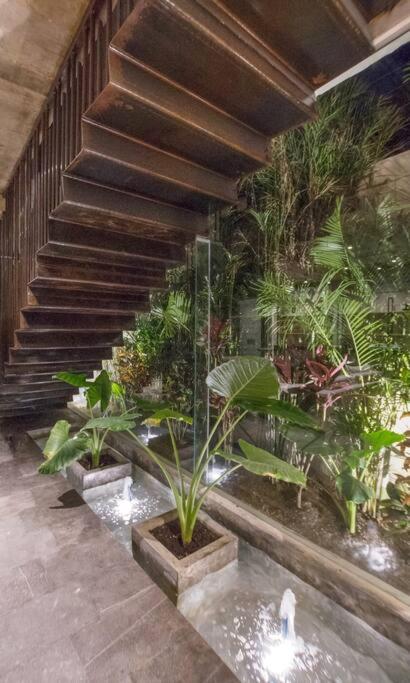 Architectural Masterpiece Experience Private Pool & Great Concierge Service - Villa - 6