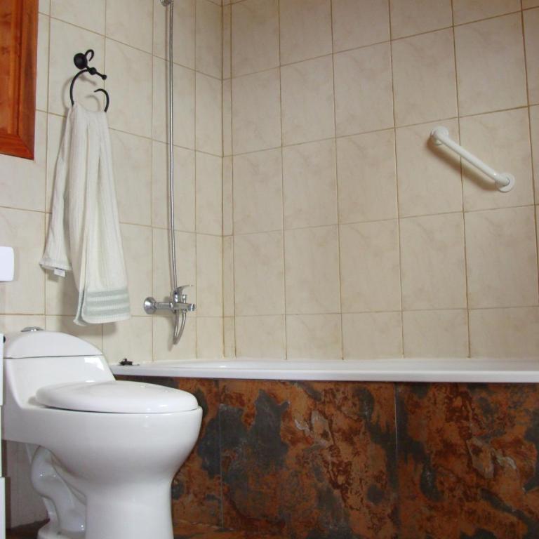Cabañas Anulen - Three-Bedroom House - 14