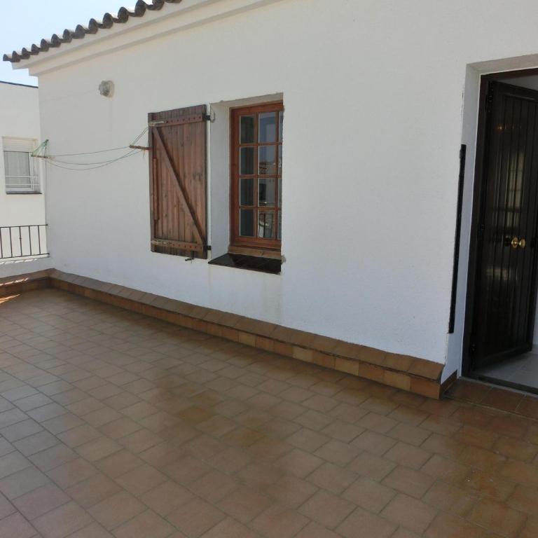 Ático renovado y luminoso con 2 terrazas, cerca de la playa y paseo marítimo, parking y WIFI inclus - ES-228-47 - Apartamento - 8
